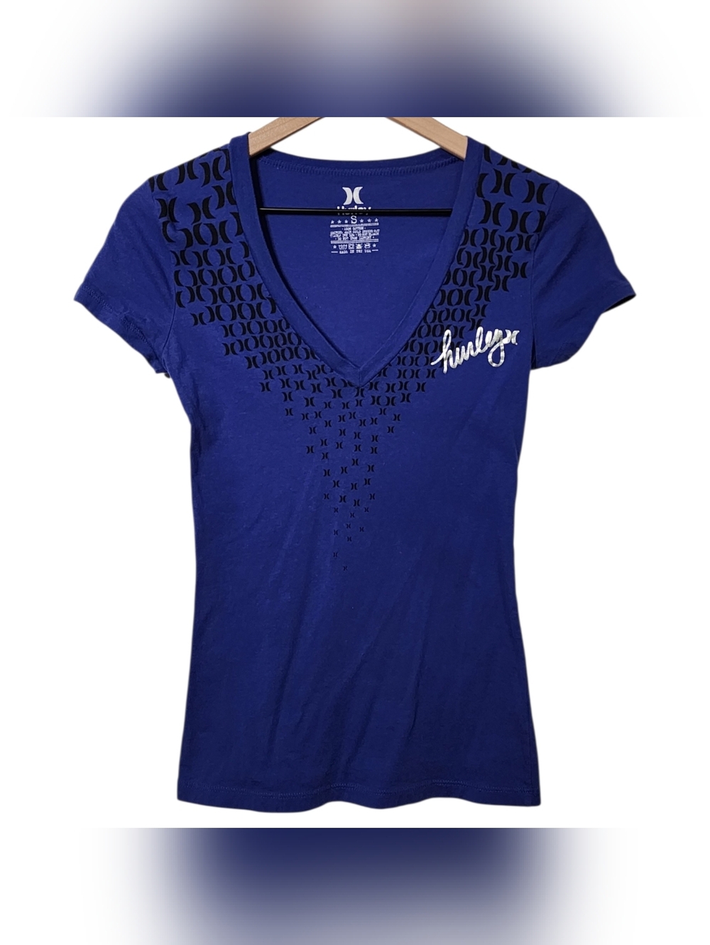 Hurley Juniors Womens Small Graphic V-Neck Short Sleeve Shirt Y2K Blue Black